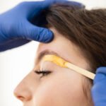 Depilación de Cejas con Cera